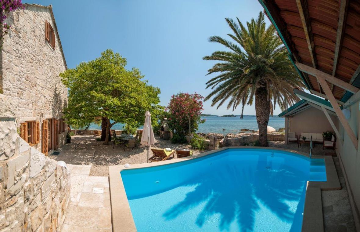 Luxury Beachfront Villa Mare With Private Pool At The Beach Orebic - Peljesac Eksteriør billede