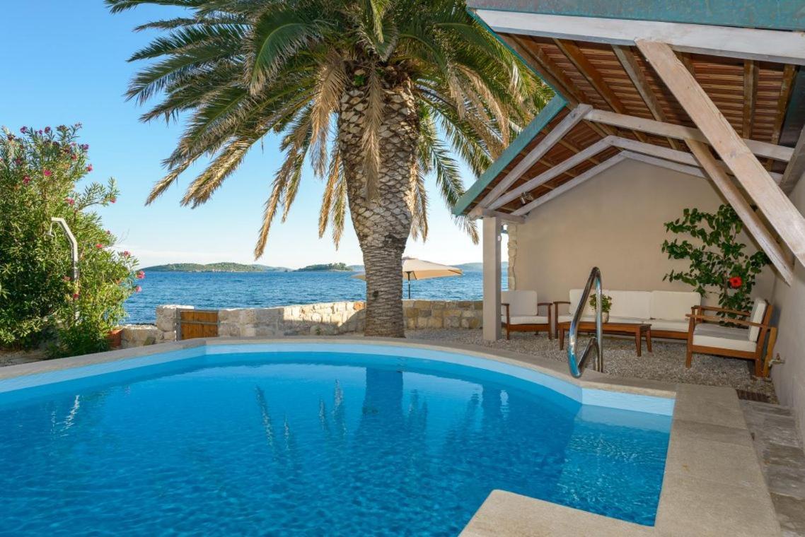 Luxury Beachfront Villa Mare With Private Pool At The Beach Orebic - Peljesac Eksteriør billede