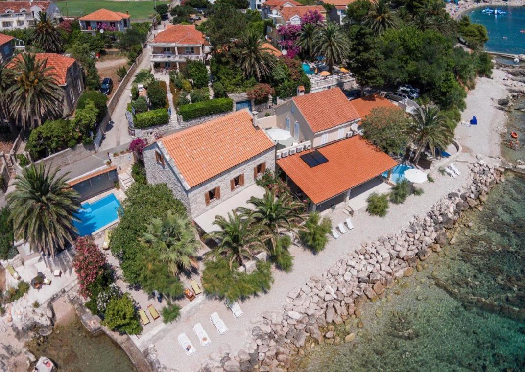 Luxury Beachfront Villa Mare With Private Pool At The Beach Orebic - Peljesac Eksteriør billede