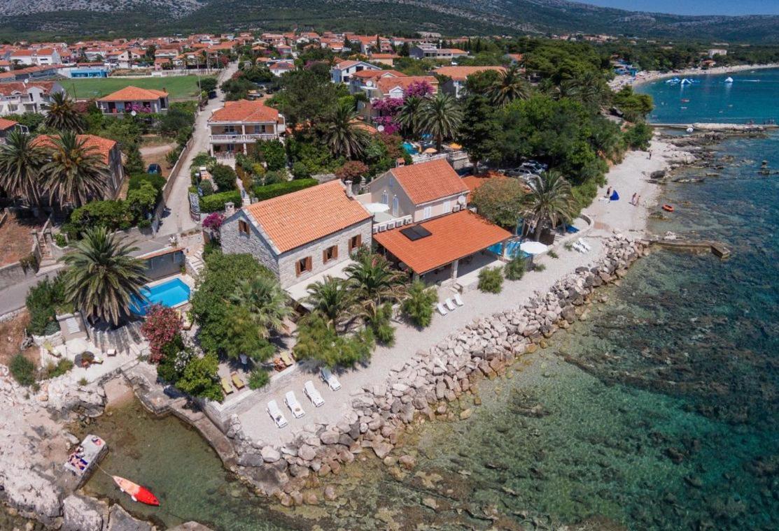 Luxury Beachfront Villa Mare With Private Pool At The Beach Orebic - Peljesac Eksteriør billede