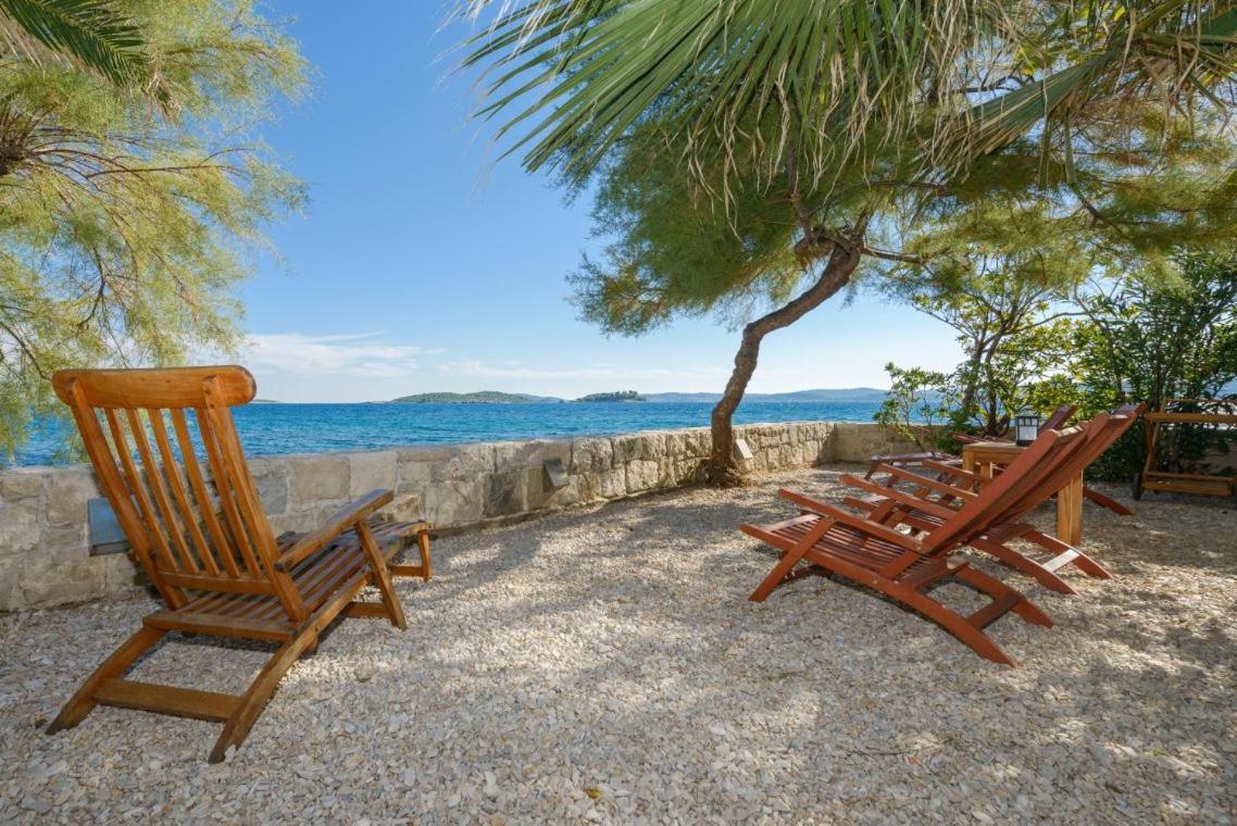 Luxury Beachfront Villa Mare With Private Pool At The Beach Orebic - Peljesac Eksteriør billede