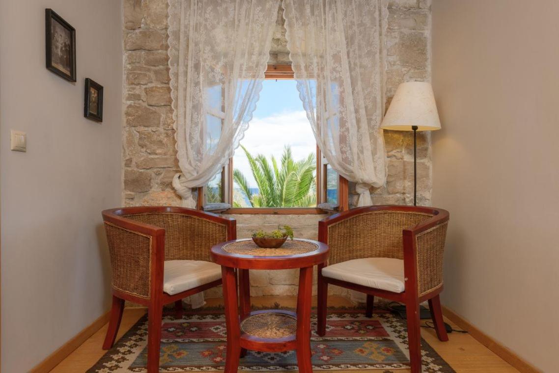 Luxury Beachfront Villa Mare With Private Pool At The Beach Orebic - Peljesac Eksteriør billede